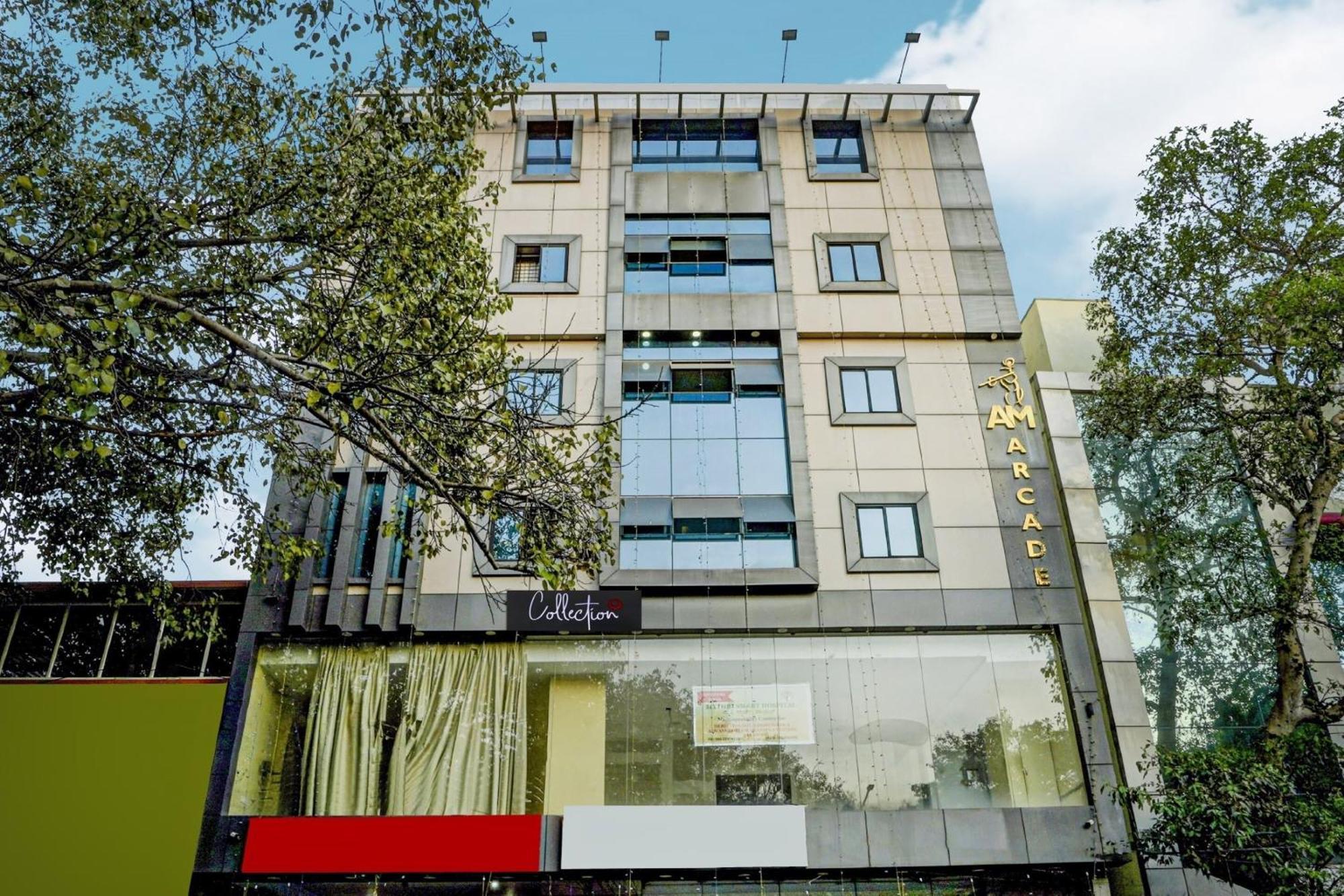 Capital O Champion Lotus Near Mantri Square Mall Bangalore Exterior photo